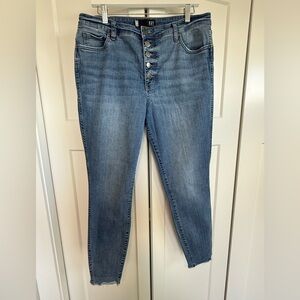 KUT Women's Blue Button-Fly Jeans